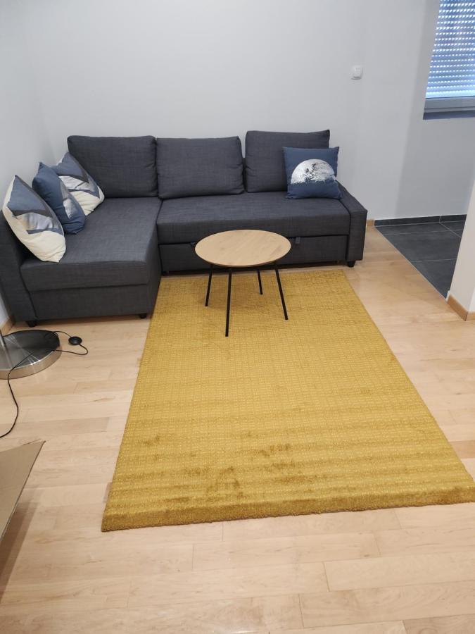 Apartman Tea Maraska Zara Esterno foto