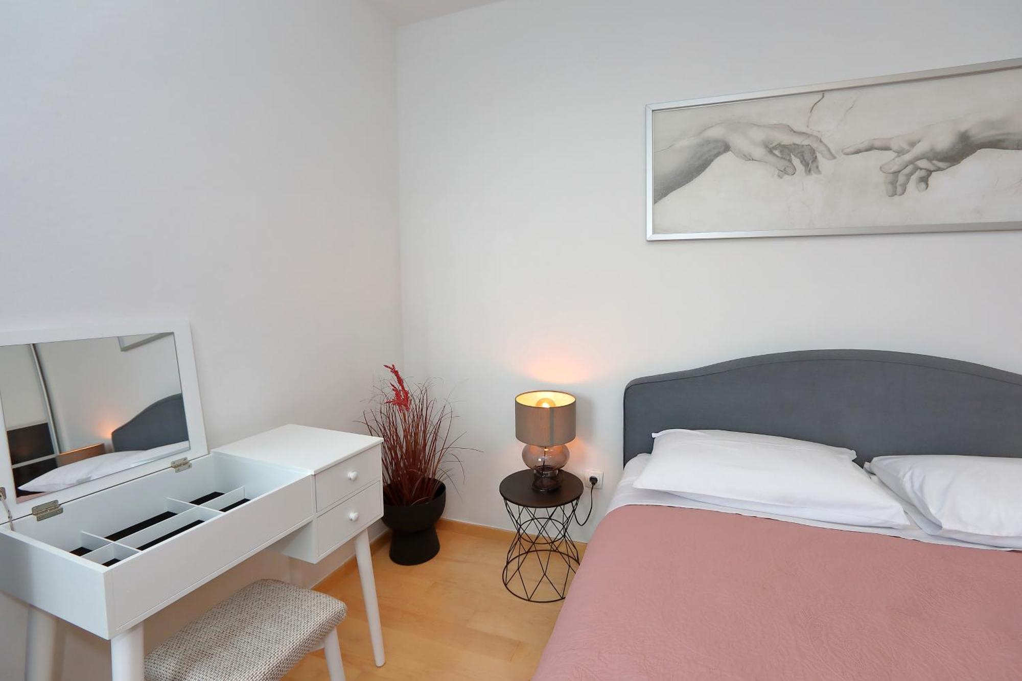 Apartman Tea Maraska Zara Esterno foto